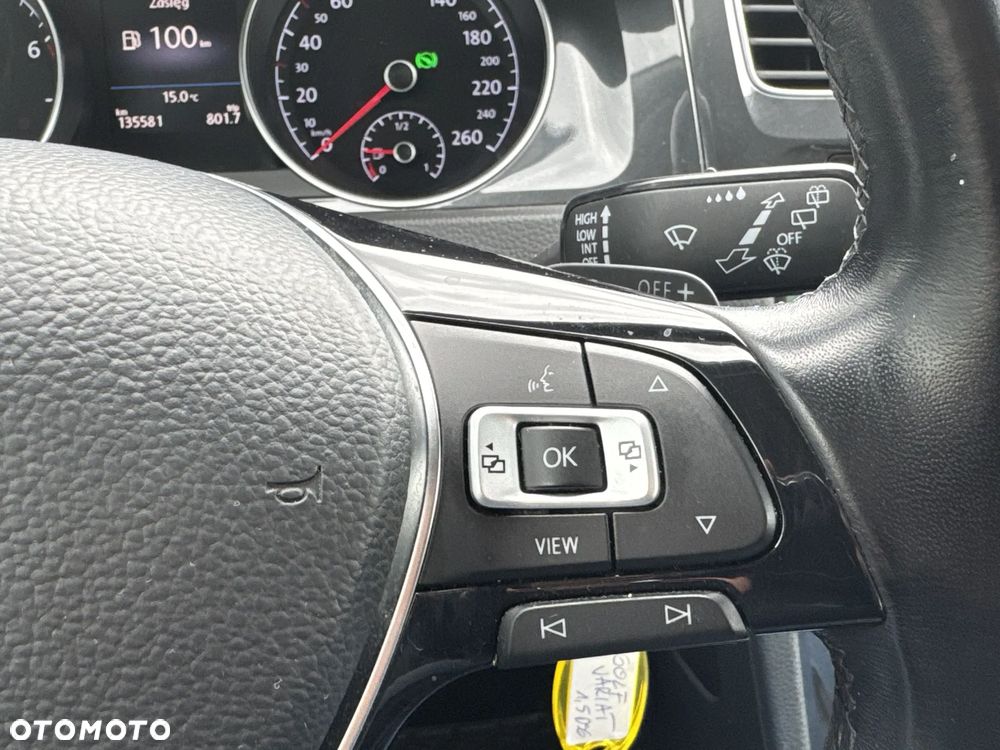 Volkswagen Golf 1.5 TSI BMT Comfortline DSG - 18