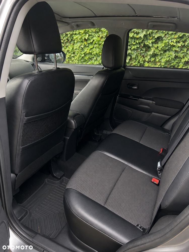 Peugeot 4008 - 10