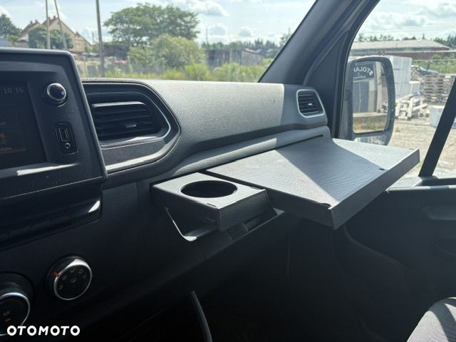 Renault Master - 9