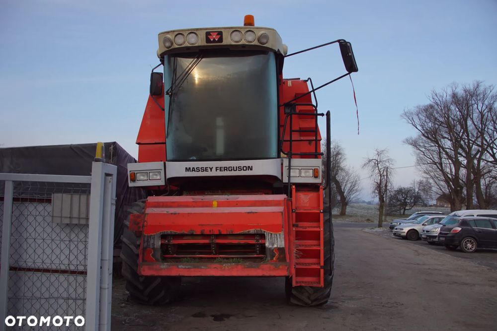 Kombajn na części - Massey Ferguson MF 36 7.6 220 KM 612 DSL 1997R Silnik Skrzynia Kabina Lampa Lusterko Schody Koło Deska Kokpit Sterownik Moduł Czujnik Kierownica Fotel - 11