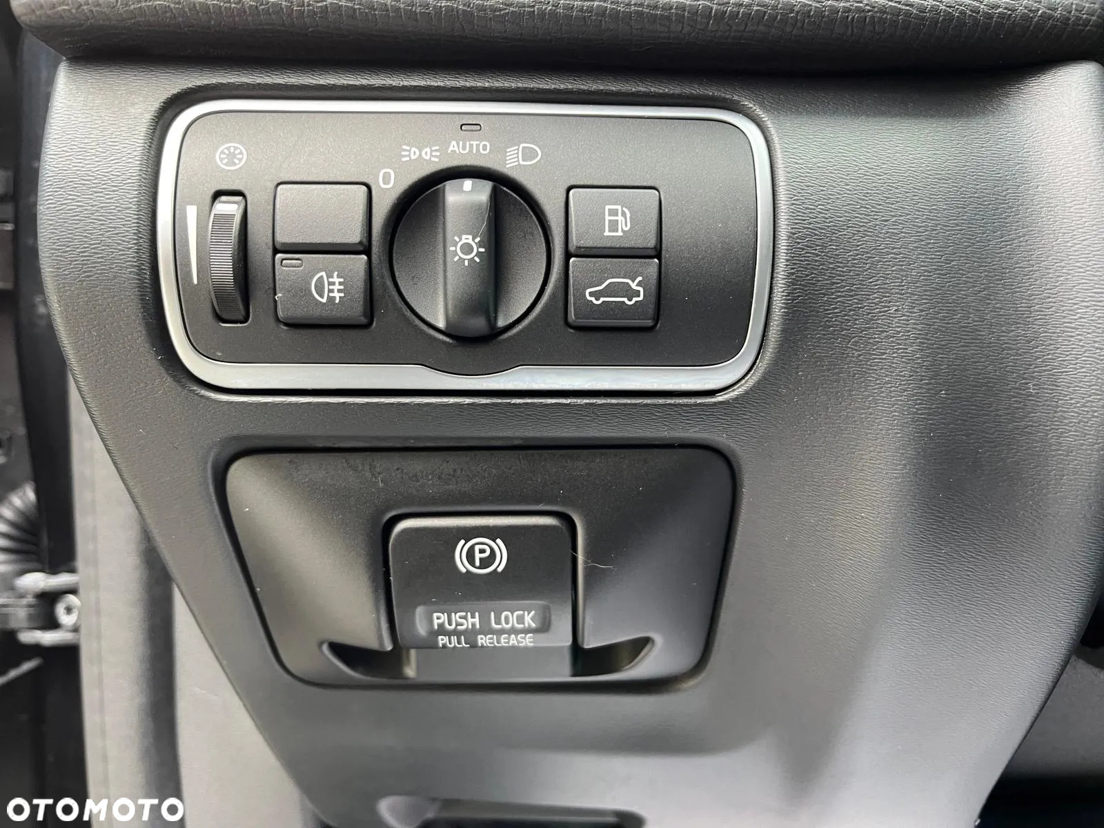 Volvo XC 60 - 18