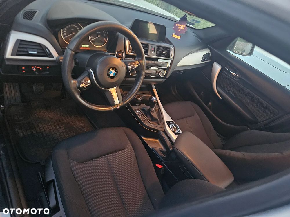 BMW Seria 1 - 13