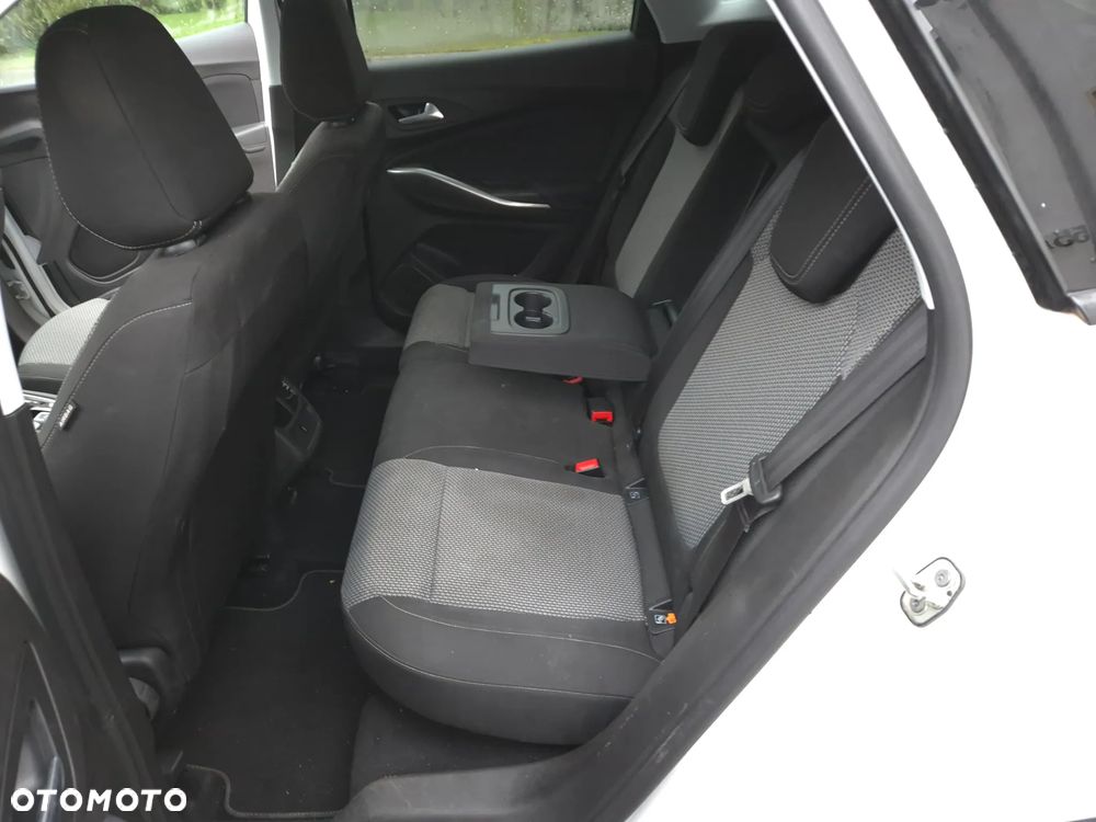 Opel Grandland X 1.2 Start/Stop Automatik 120 Jahre - 19