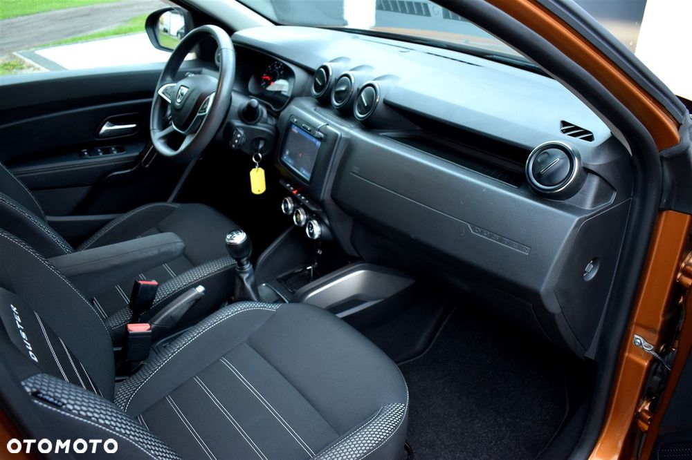 Dacia Duster 1.6 SCe Prestige - 26