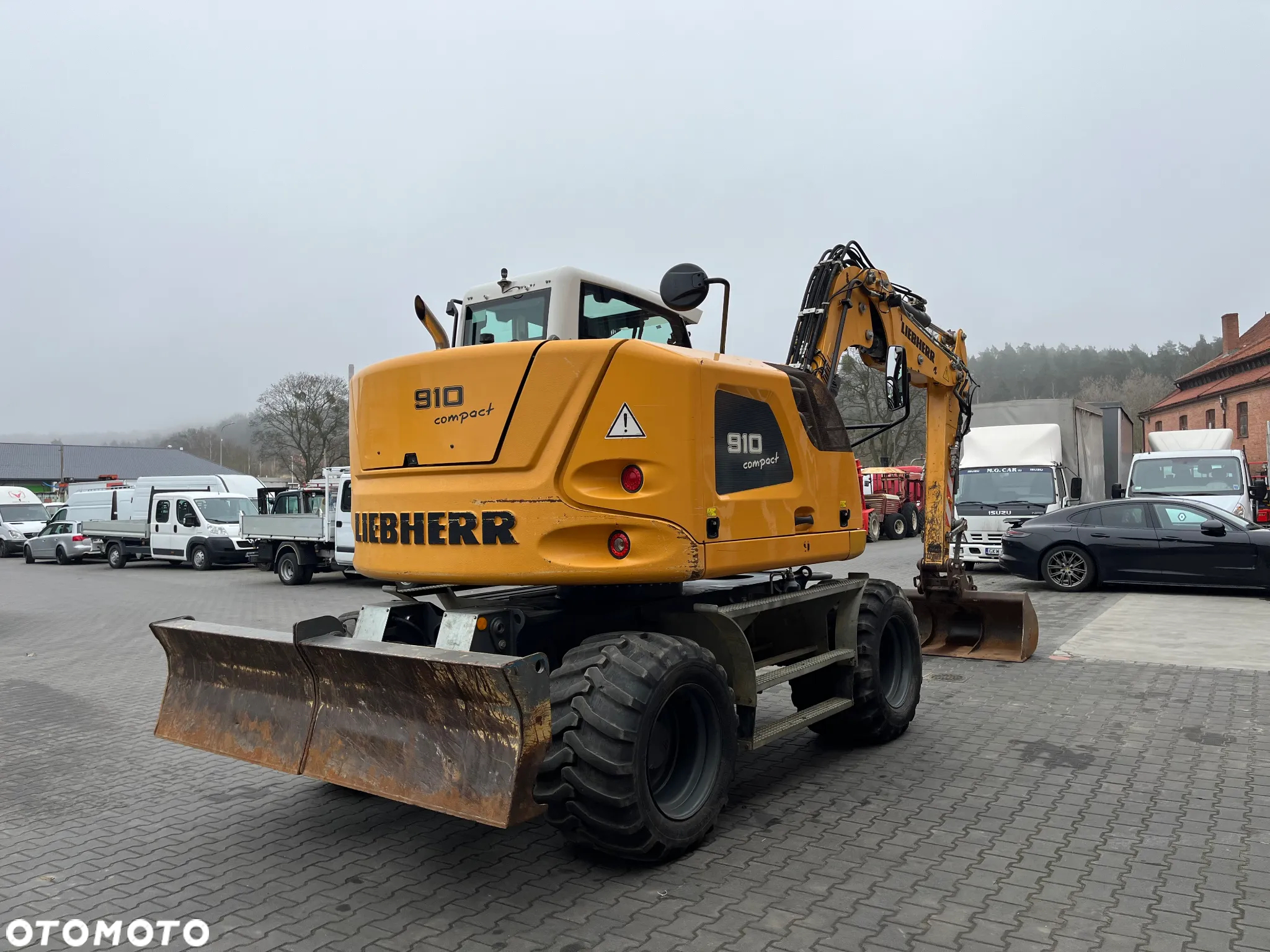 Liebherr A 910 COMPACT - 5