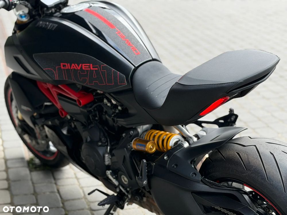 Ducati Diavel - 11