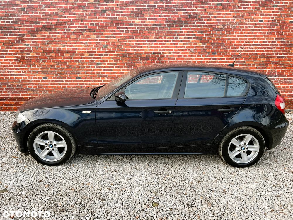 BMW Seria 1 116i - 32