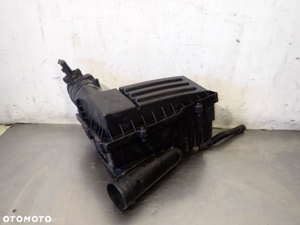 OBUDOWA FILTRA POWIETRZA VOLKSWAGEN PASSAT B6  074906461B  3C0129607AG 3C0129620A - 1