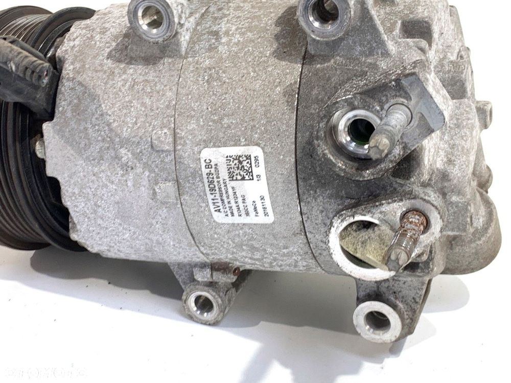 SPRĘŻARKA KLIMATYZACJI  FORD FIESTA VI (CB1, CCN) 2008 - 2022 1.25 44 kW [60 KM] benzyna 2008 - - 3