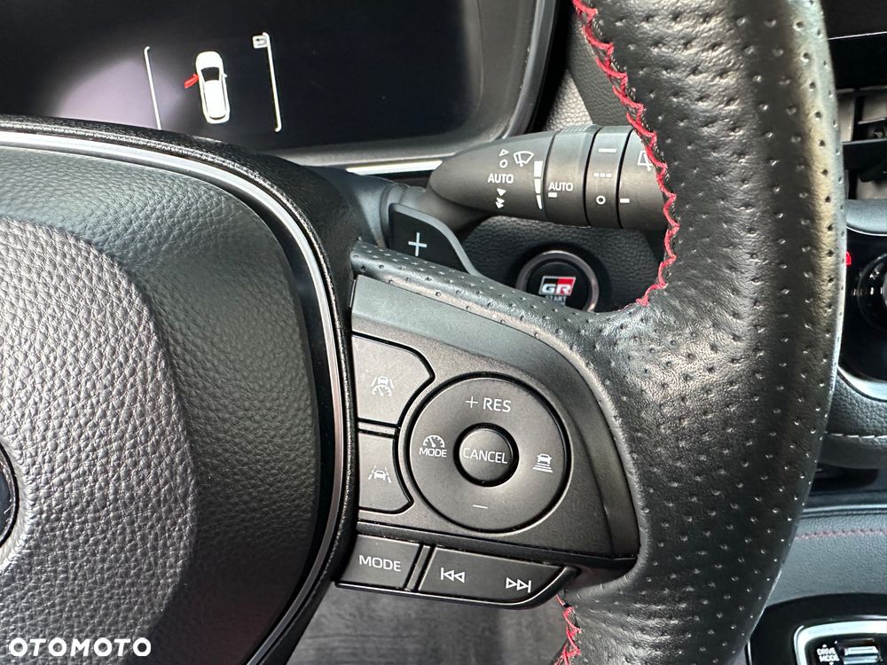 Toyota Corolla 2.0 Hybrid GR Sport Dynamic - 22