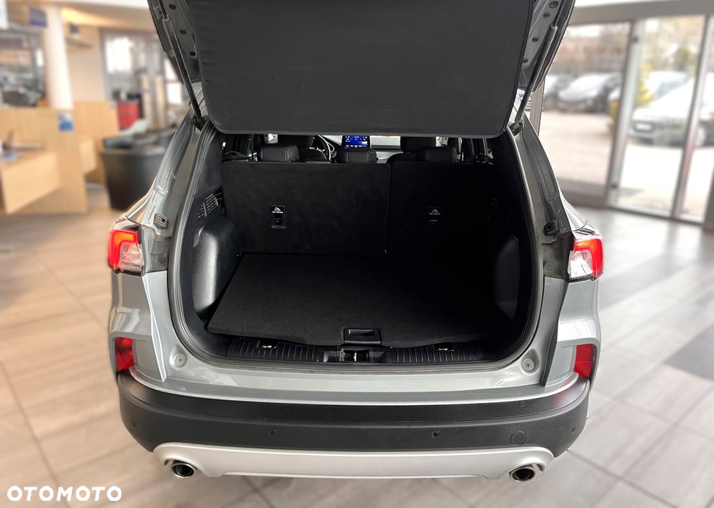 Ford Kuga 2.5 Duratec FHEV 4x4 TITANIUM - 33