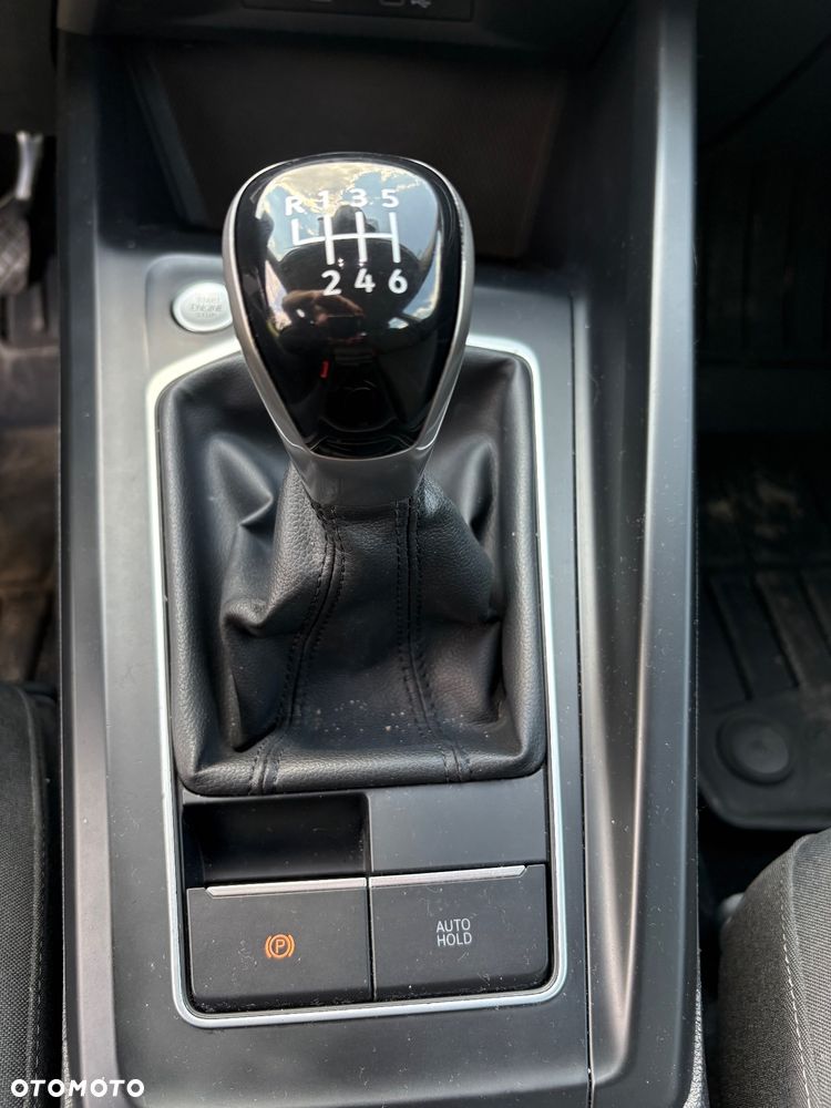Volkswagen Golf - 13