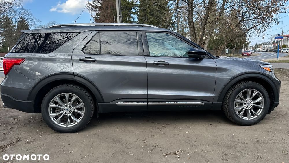 Ford Explorer - 4