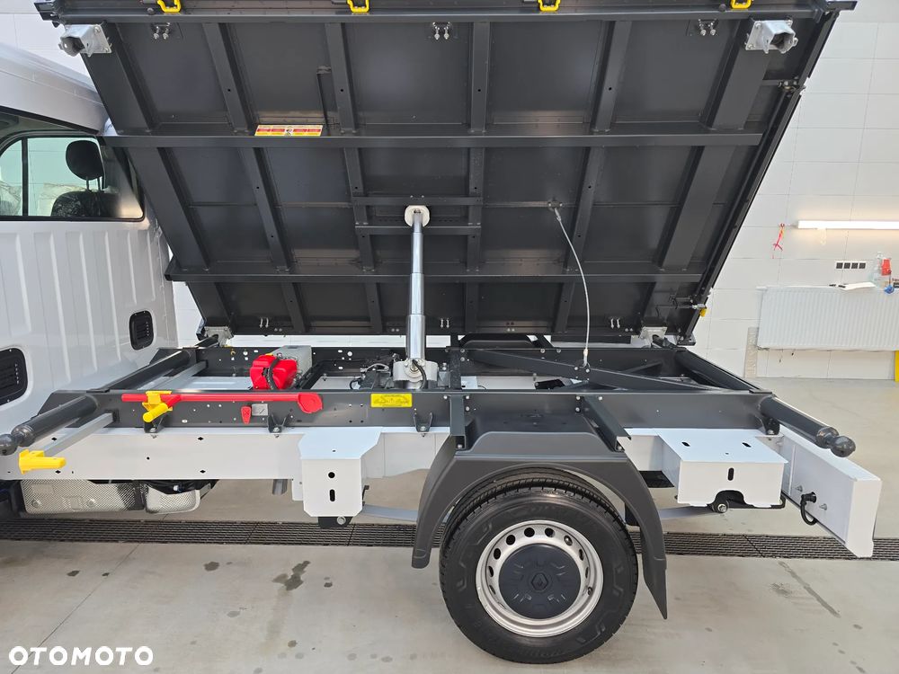 Renault MASTER 17Km WYWROTKA 3 STRONNA 1011Kg Ładowność SILNIK 2,3 AUTO NIE UŻYWANE NA GWARANCJI STAN NOWY NOWY NOWY SALON POLSKA TO SŁONIK BOGATE WYPOSAŻENIE HAK LEDY KLIMA TEMPOMAT - 17