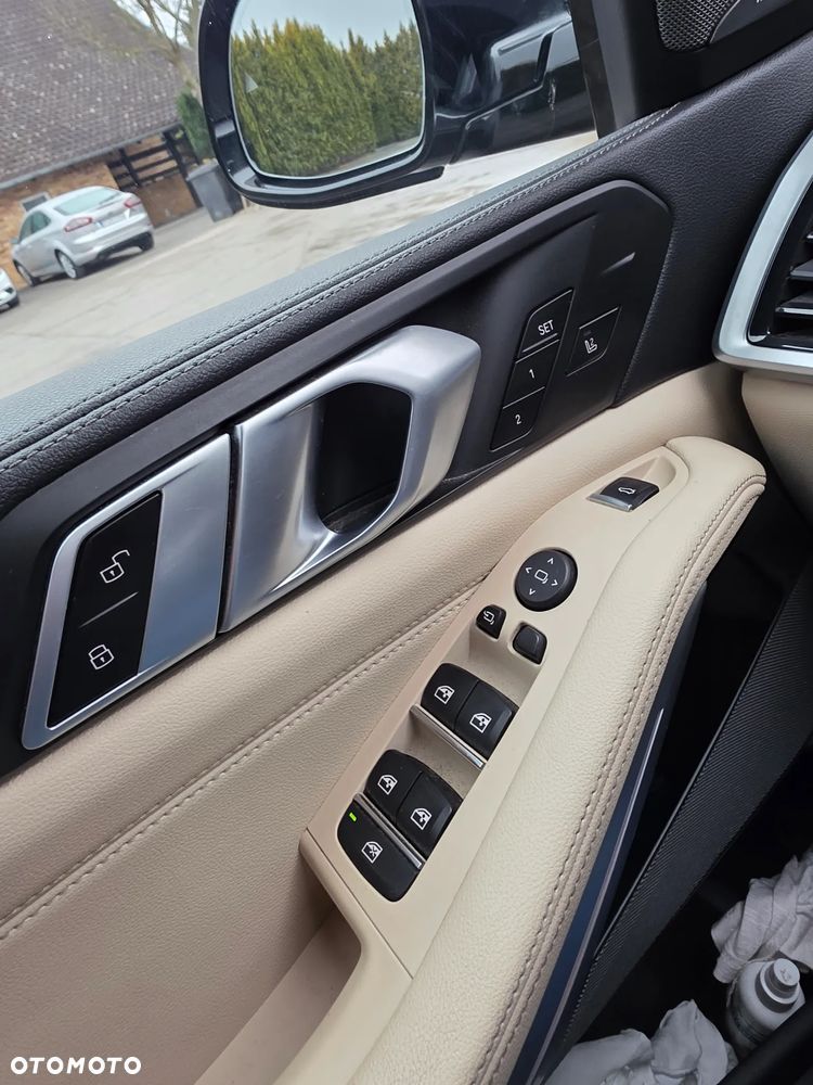 BMW X5 xDrive40d - 8
