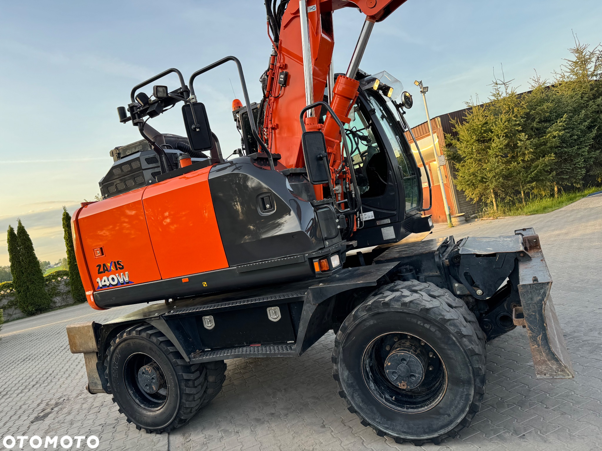 Hitachi ZX140W-6 / ZX 140 W - 21