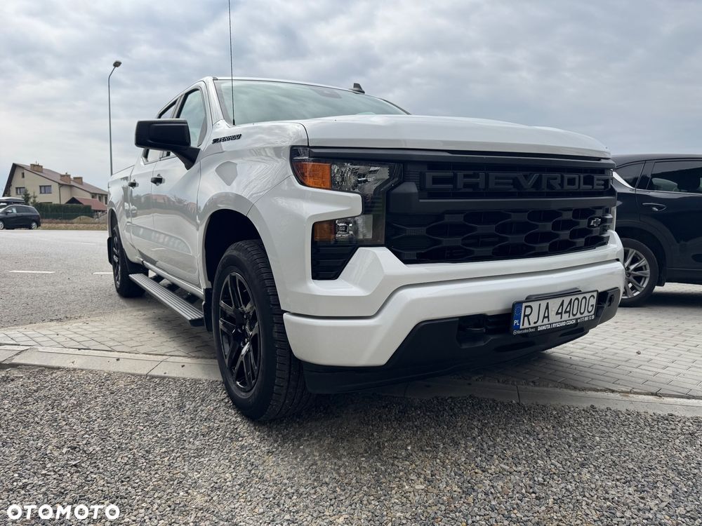 Chevrolet Silverado - 10