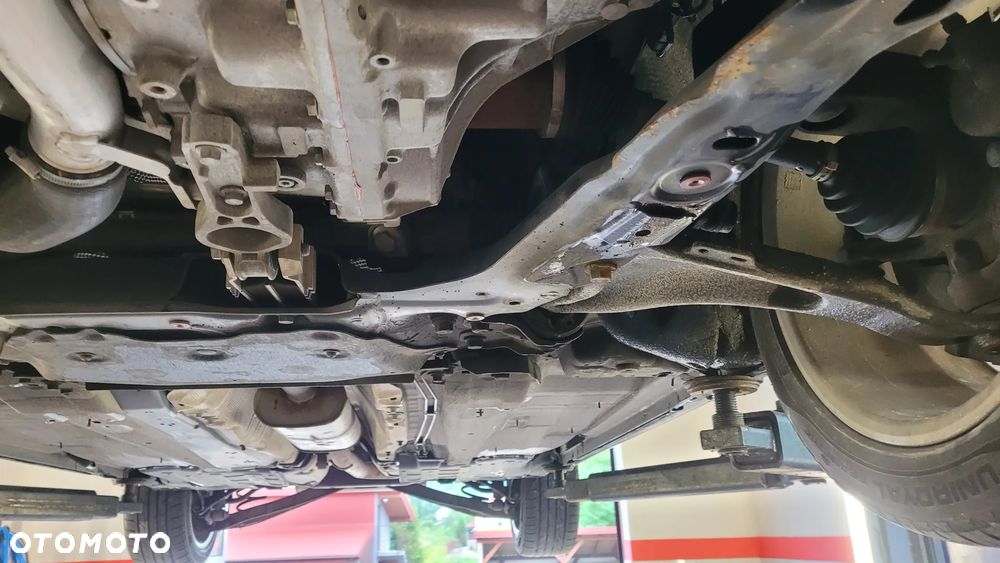 Volvo S60 T5 Geartronic Kinetic - 24