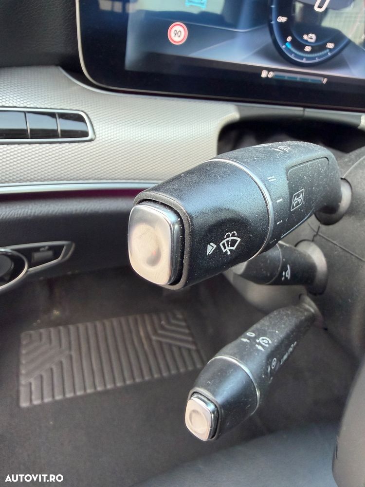 Mercedes-Benz E 350e 9G-TRONIC Avantgarde - 24