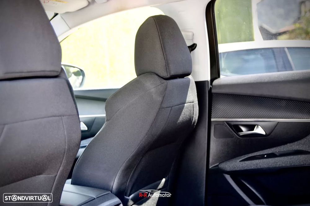 Peugeot 3008 1.5 BlueHDi Active - 11