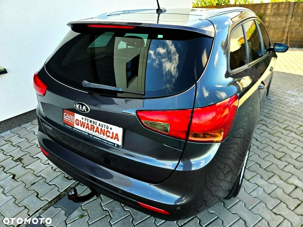 Kia Ceed 1.6 GDI Fifa World Cup Edition - 32