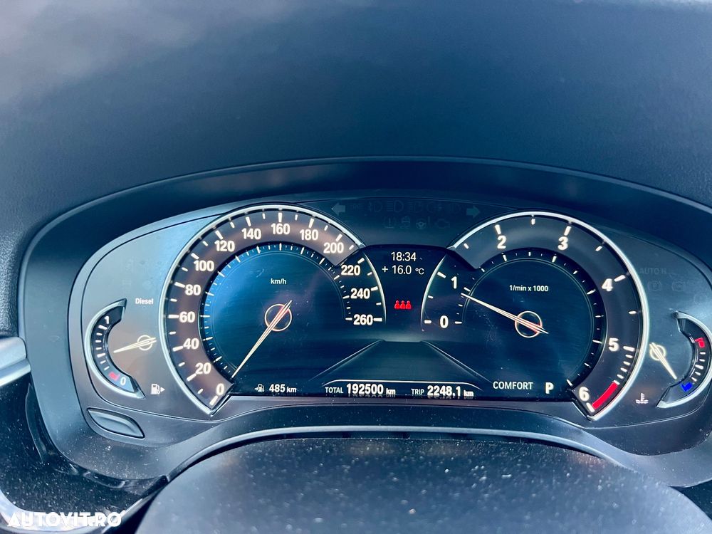 BMW Seria 5 520d AT - 12