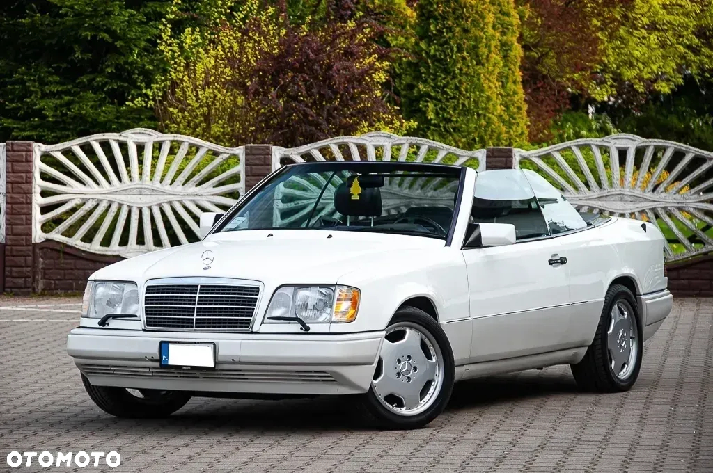 Mercedes-Benz Klasa E 320 - 8