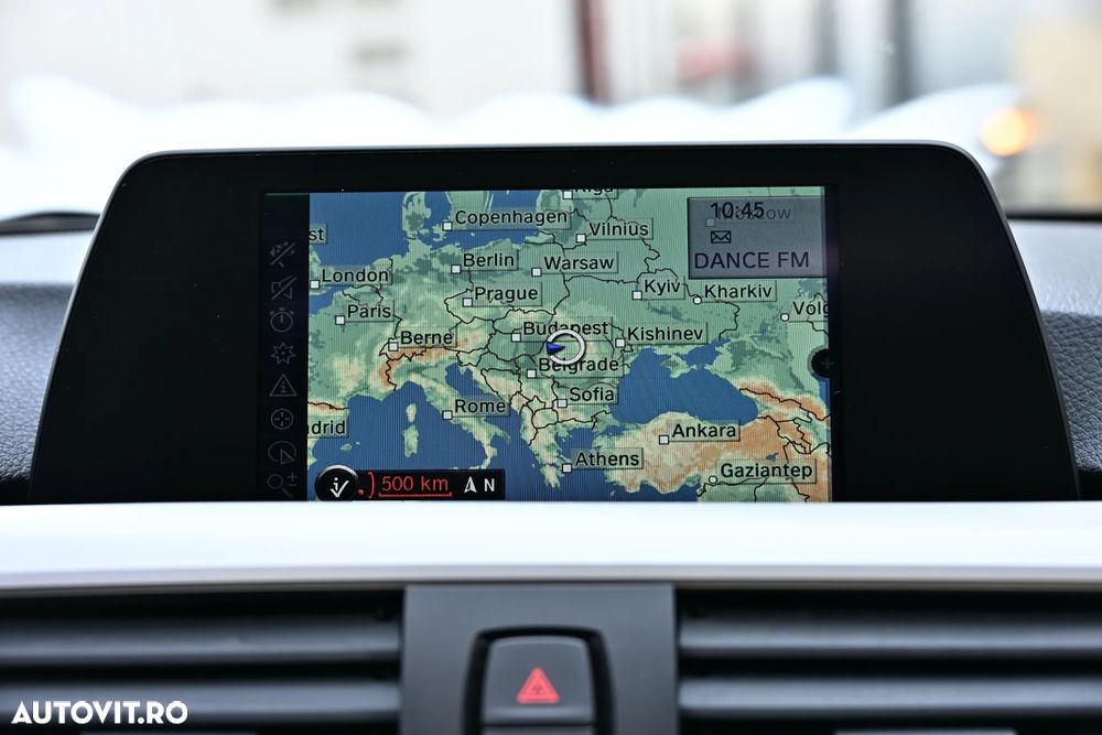 BMW Seria 3 320d Efficient Dynamic Edition Aut. Modern Line - 32