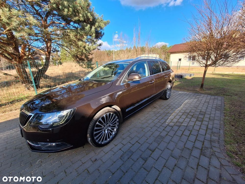 Skoda Superb 2.0 TSI L&K DSG - 6