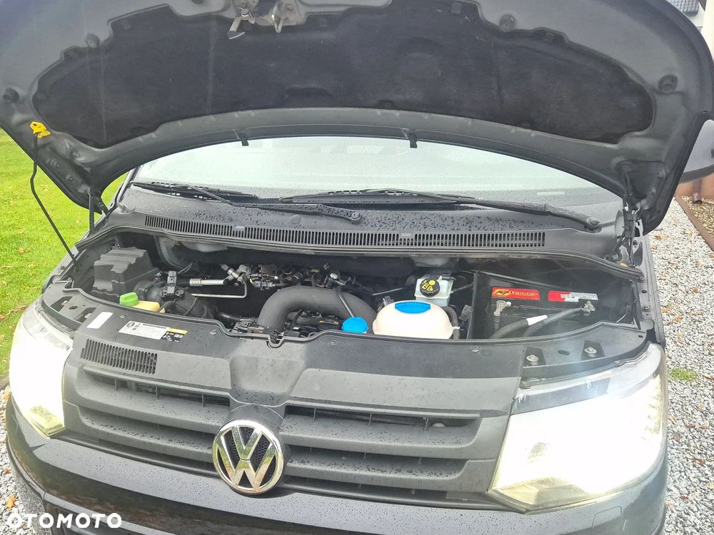 Volkswagen Transporter Caravelle Edition - 23