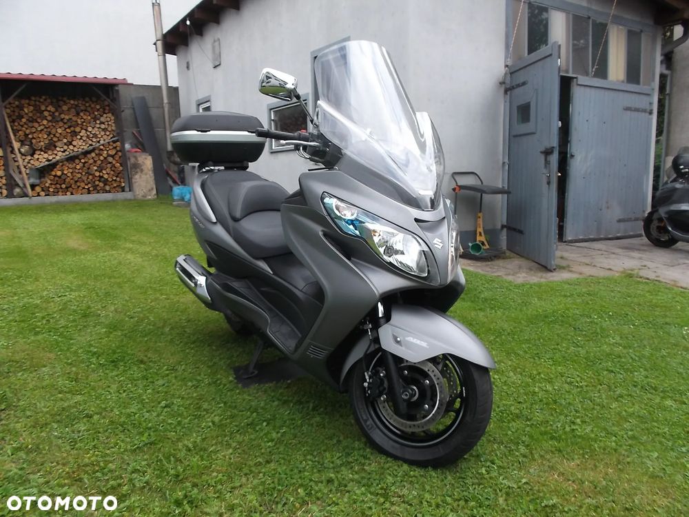 Suzuki Burgman - 1
