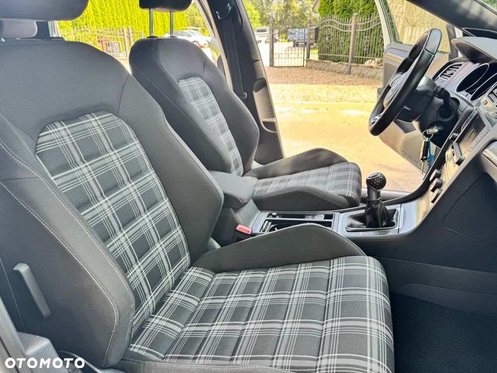 Volkswagen Golf 2.0 TDI BMT GTD - 18