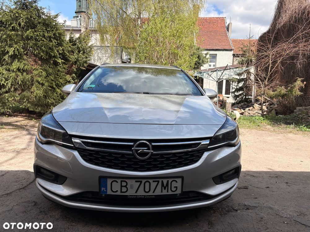 Opel Astra 1.6 CDTI Enjoy S&S - 1