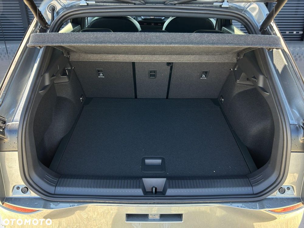 Volkswagen T-Roc 1.5 eTSI R-Line DSG - 31