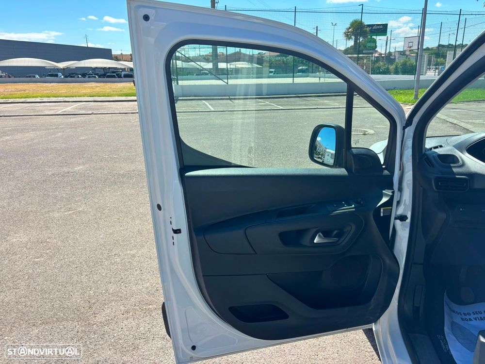 Peugeot Partner L2 1.5 BLUEHDI 102cv  - GPS - AC - IVA DEDUTÍVEL - 22