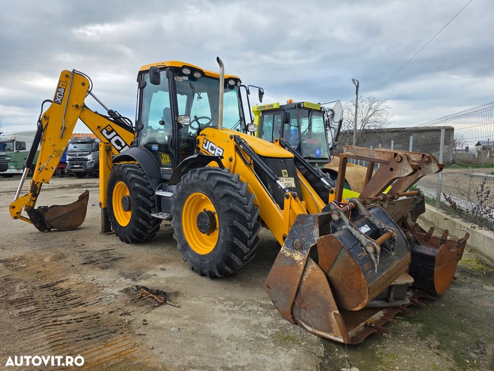 JCB 4cx powershift full buldoexcavator excavator compact buldo - 1