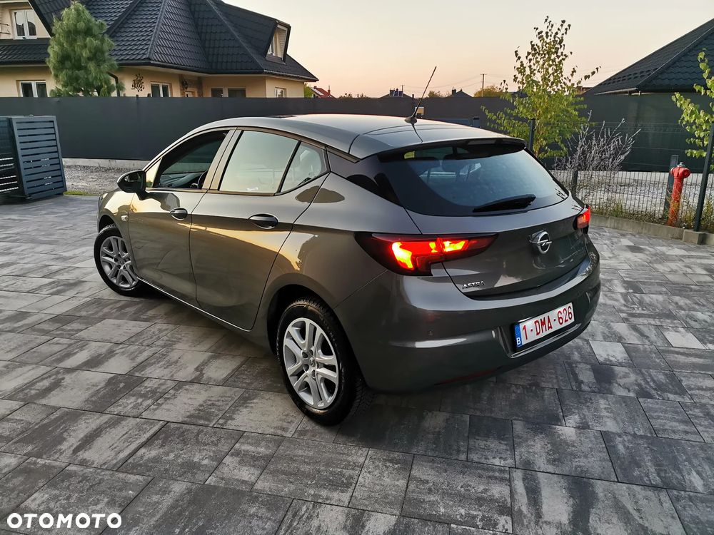 Opel Astra - 32