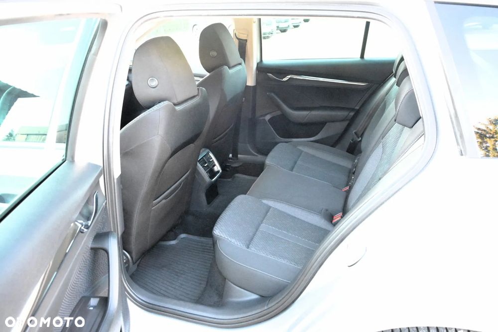 Skoda Octavia 1.5 TSI GPF ACT Style - 30