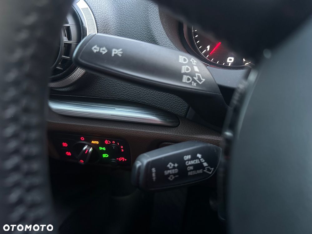 Audi A3 Sportback 2.0 TDI quattro Ambition - 25