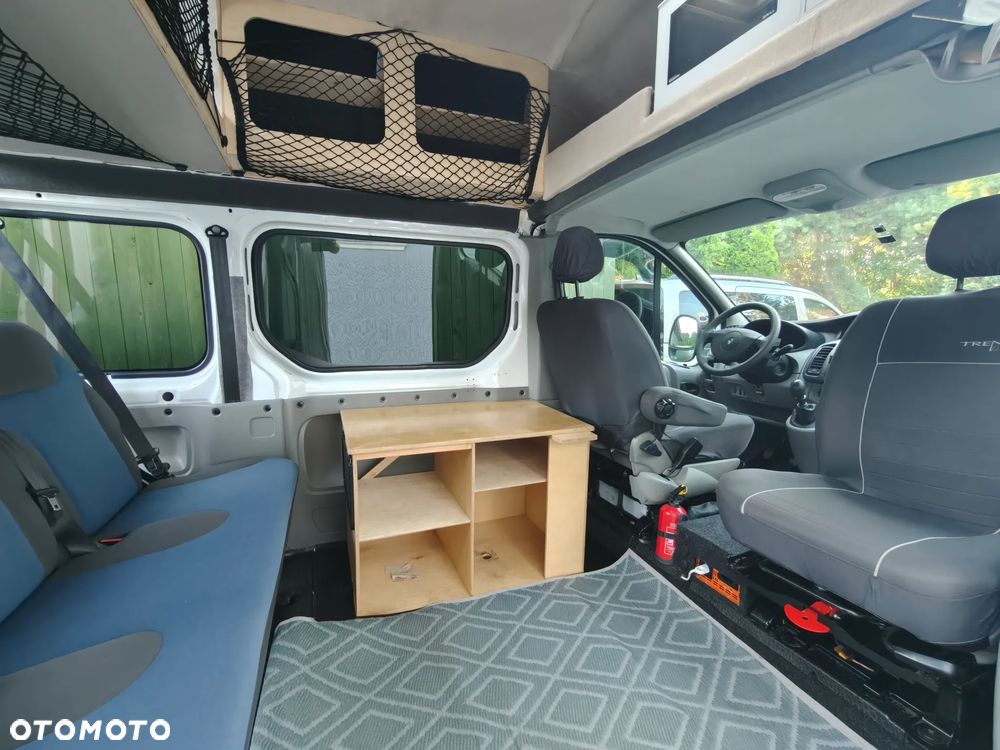 Renault Trafic - 15