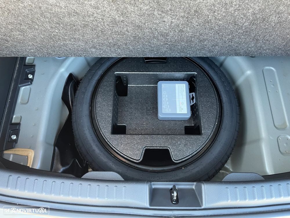 Toyota Yaris 1.5 HDF Comfort Plus - 29