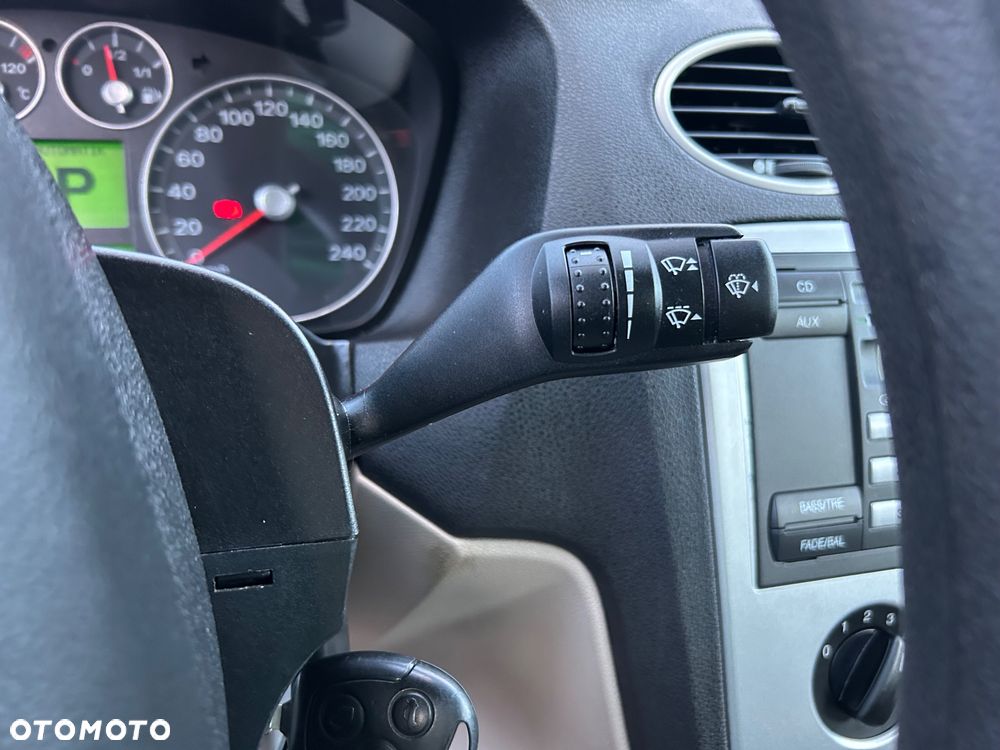 Ford Focus 1.6 Gold X - 13