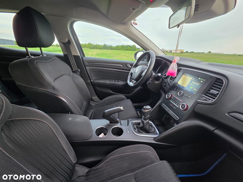 Renault Megane 1.5 Blue dCi Intens - 17