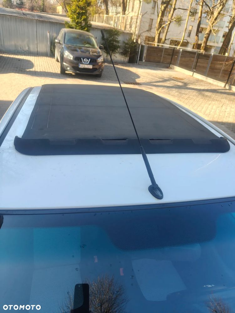 Hyundai i10 1.1 CRDi Comfort - 11