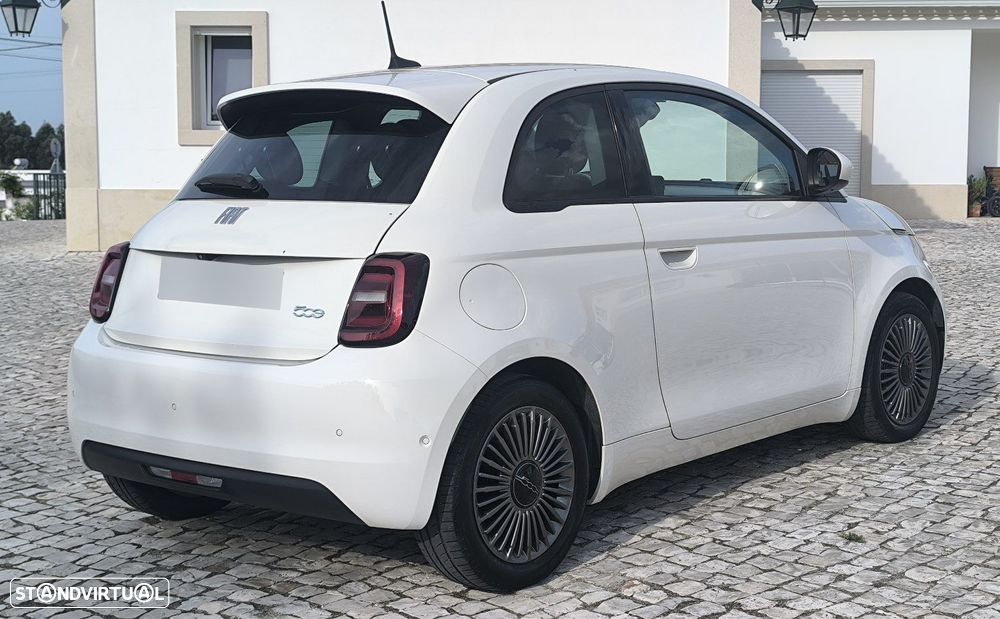 Fiat 500e 42kWh ICON - 2