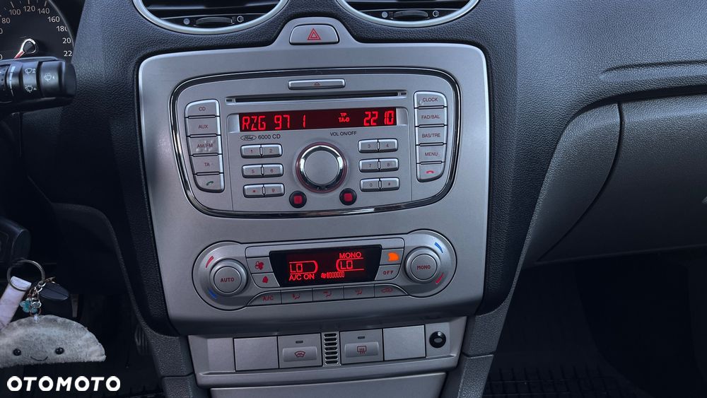 Ford Focus 1.6 Platinium X - 12