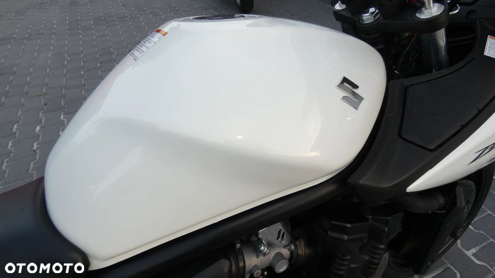 Suzuki Bandit - 21