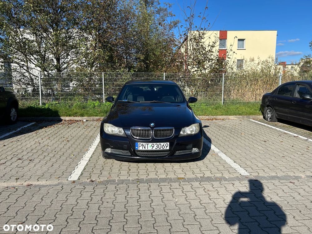 BMW Seria 3 318d - 2