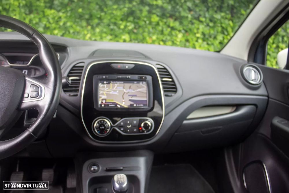 Renault Captur 1.5 dCi Exclusive - 17