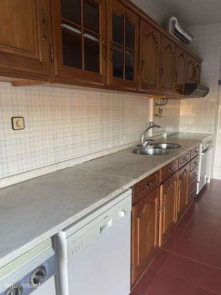 Castelo Branco - Arrenda-se T3 na Qta Dr Beirao - Grande imagem: 5/12